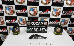 Imagem da notícia - Rocam detém três envolvidos com o tráfico de drogas e apreende armas