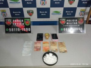 Imagem da notícia - Em Boca do Acre, PM apreende adolescente e detém jovem com drogas