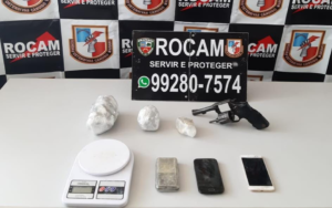 Imagem da notícia - PM apreende menor por porte ilegal de arma de fogo e tráfico de drogas