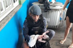 Imagem da notícia - 14ª Cicom realiza parto em unidade policial