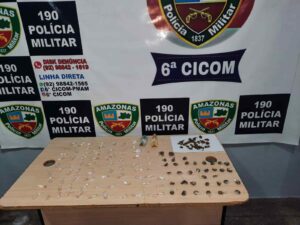 Imagem da notícia - PM detém homem e apreende drogas na comunidade Vale do Sinai