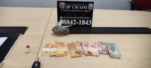 Imagem da notícia - PM prende casal após tentativa de fuga por posse de drogas na zona leste