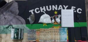 Imagem da notícia - Homem é detido pela PMAM por tráfico de drogas, no bairro Braga Mendes