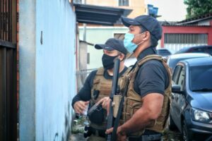 Imagem da notícia - Operação da SSP-AM prende dez por roubo, tráfico e homicídios