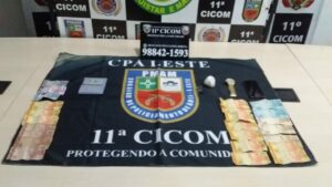 Imagem da notícia - Homem é flagrado pela PM com drogas e preso por tentativa de suborno