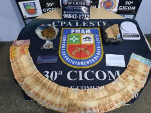 Imagem da notícia - PM prende mulher em posse de drogas e dinheiro, no bairro Jorge Teixeira