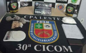 Imagem da notícia - Casal é preso pela PM por tráfico de drogas, no bairro João Paulo II