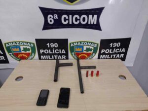 Imagem da notícia - PM prende jovem por assalto em ônibus coletivo no bairro Cidade de Deus