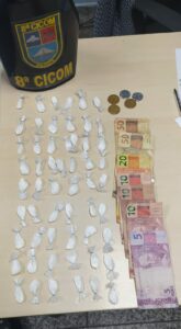 Imagem da notícia - Homem é preso com drogas no bairro Compensa