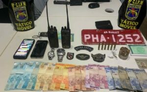 Imagem da notícia - PMAM prendeu nove pessoas e apreendeu três adolescentes no interior