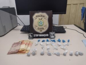 Imagem da notícia - PC prende homem com drogas e dinheiro provenientes do tráfico