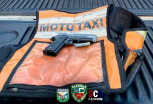 Imagem da notícia - Em Novo Airão, dupla é presa pela PM após assalto na rodovia AM-352