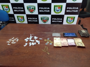 Imagem da notícia - Em Careiro, PM prende homem e apreende adolescente por tráfico de drogas