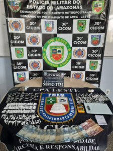 Imagem da notícia - Na zona leste, PMAM prende mulher envolvida com tráfico de drogas