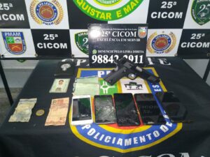 Imagem da notícia - PM apreende dois adolescentes por roubos de celulares tentativa de fuga