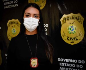 Imagem da notícia - Policiais civis prendem homem por roubo de veículo e arrastões