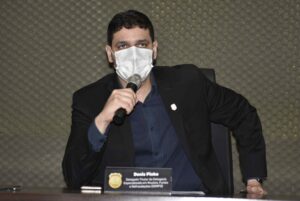 Imagem da notícia - PC-AM prende homem por latrocínio em ônibus do transporte coletivo