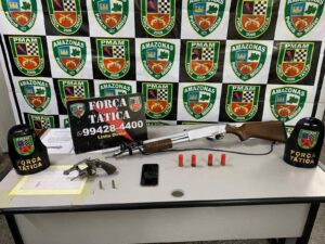 Imagem da notícia - Força Tática prende homem em posse ilegal de armas de fogo na zona norte