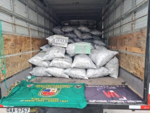 Imagem da notícia - PMAM apreende carga ilegal de carvão vegetal na zona norte