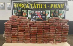 Imagem da notícia - Força Tática apreende 128 tabletes de drogas e detêm quatro indivíduos