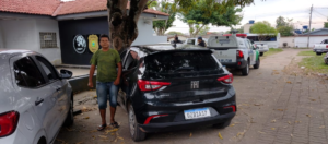 Imagem da notícia - PMAM recupera veículo roubado no bairro Petrópolis