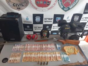 Imagem da notícia - Em Ipixuna, PM prende mulher por tráfico de drogas