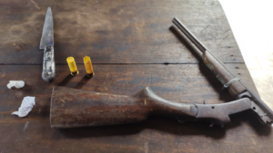 Imagem da notícia - Em Maués, PM prende jovem com arma de fogo em via pública