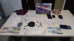 Imagem da notícia - PM prende dois homens com entorpecentes na Nova Cidade