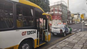 Imagem da notícia - Polícia Militar recupera ônibus coletivo no Centro