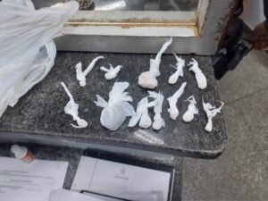 Imagem da notícia - Polícia Militar prende homem com drogas na zona norte