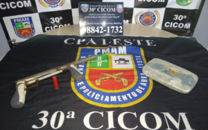 Imagem da notícia - Polícia Militar detém homem em posse de arma e drogas na zona leste