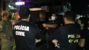 Imagem da notícia - CIF fiscaliza 41 estabelecimentos e fecha quatro festas clandestinas