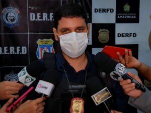 Imagem da notícia - PC prende estelionatários que aplicaram golpe em idosa de Manaus