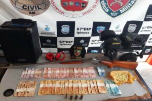 Imagem da notícia - PMAM prendeu 11 pessoas e tirou de circulação drogas e munições