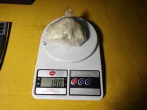 Imagem da notícia - Homem é preso por posse de cocaína e balança de precisão