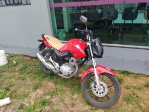 Imagem da notícia - Em Novo Airão, PC-AM prende homem em flagrante por furto de motocicleta