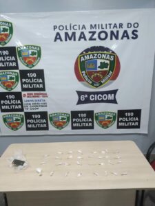 Imagem da notícia - PMAM prende homem na Cidade Nova com trouxinhas de drogas