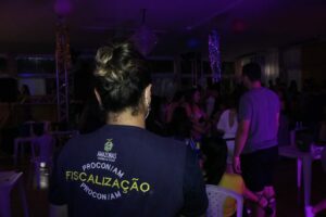 Imagem da notícia - CIF autua estabelecimentos e encerra festa clandestina na véspera de feriado