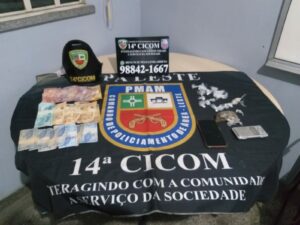 Imagem da notícia - Polícia Militar detém homem e apreende adolescente por tráfico de entorpecentes na zona leste
