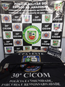 Imagem da notícia - No bairro Jorge Teixeira, PM flagra homem com arma de fabricação caseira