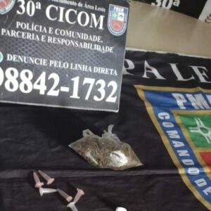 Imagem da notícia - No bairro Jorge Teixeira, PMAM flagra jovem com entorpecentes