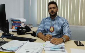 Imagem da notícia - No bairro Zumbi dos Palmares,PC-AM cumpre mandado de prisão por crime de roubo majorado