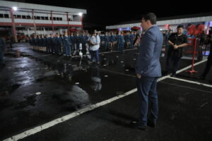 Imagem da notícia - Wilson Lima participa de formatura de bombeiros militares do quadro de saúde
