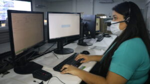 Imagem da notícia - Profissões da Segurança: operadores do 190 exercem trabalho primordial no atendimento à população