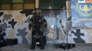 Imagem da notícia - Suspeita de bomba: Grupo Marte orienta população a deixar local e ligar imediatamente para 190