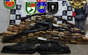 Imagem da notícia - Em ação conjunta em Tefé, PMAM detém homem e apreende arsenal de armas de fogo e entorpecentes