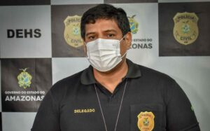 Imagem da notícia - Equipe da DEHS prendem homem condenado a 13 anos de prisão por homicídio qualificado