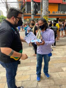 Imagem da notícia - Servidores da SSP-AM realizam panfletagem em alusão à campanha Novembro Azul, no Centro de Manaus