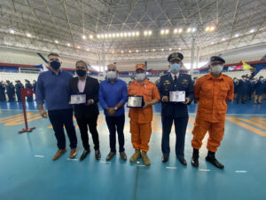 Imagem da notícia - Governo do Amazonas realiza a segunda formatura de bombeiros militares do quadro de saúde do CBMAM
