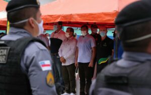 Imagem da notícia - Em Tabatinga, Wilson Lima entrega novas viaturas e reforça efetivo da Polícia Militar